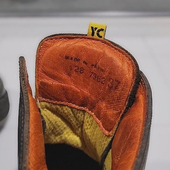 Vtg 90s Yellow Cab dark brown leather platform combat boots - Picture 7 of 15